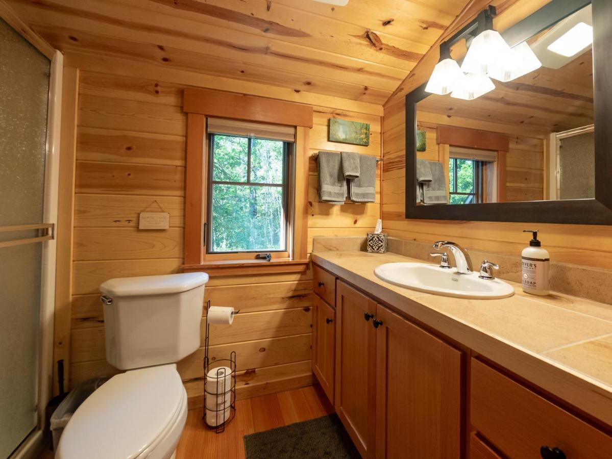 On The River Wooded Bliss Cabin Near Loloma McKenzie Bridge Extérieur photo